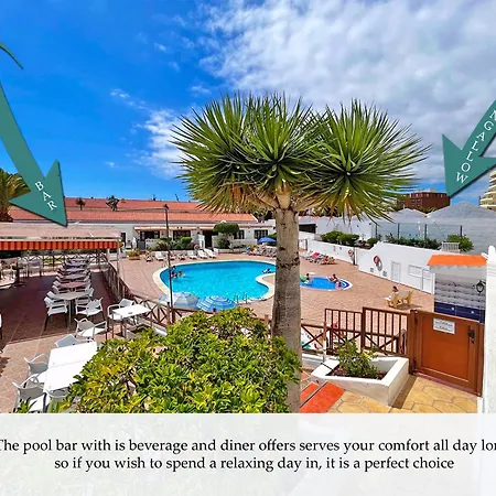 At The Beach, Sunny & 2 Heated Pools, Large Terrace, In أذيخي