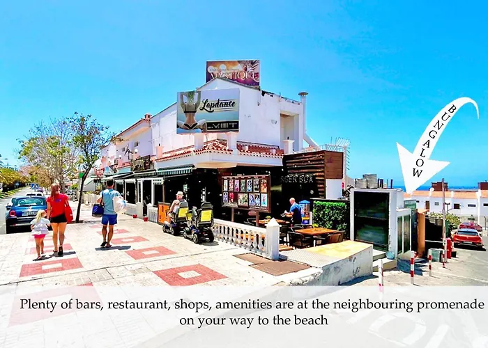 At The Beach, Sunny & 2 Heated Pools, Large Terrace, In * أذيخي