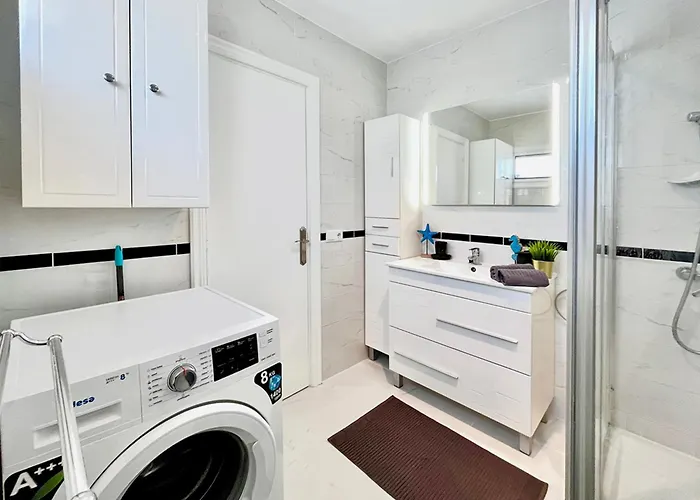 شقة At The Beach, Sunny & 2 Heated Pools, Large Terrace, In أذيخي