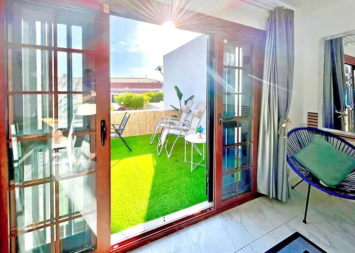 شقة At The Beach, Sunny & 2 Heated Pools, Large Terrace, In أذيخي