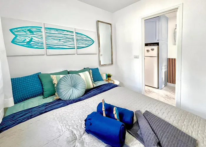 شقة At The Beach, Sunny & 2 Heated Pools, Large Terrace, In *