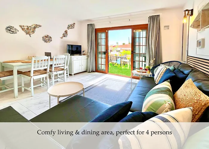 شقة At The Beach, Sunny & 2 Heated Pools, Large Terrace, In